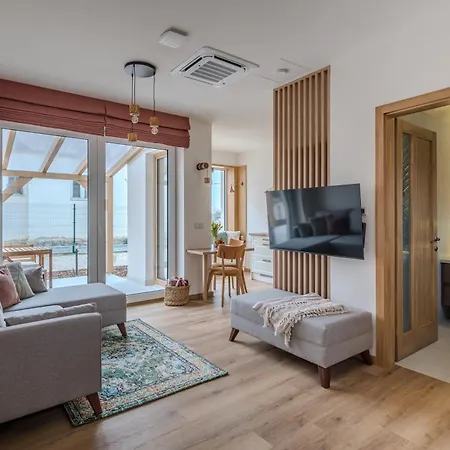 Hellohal Apartman *